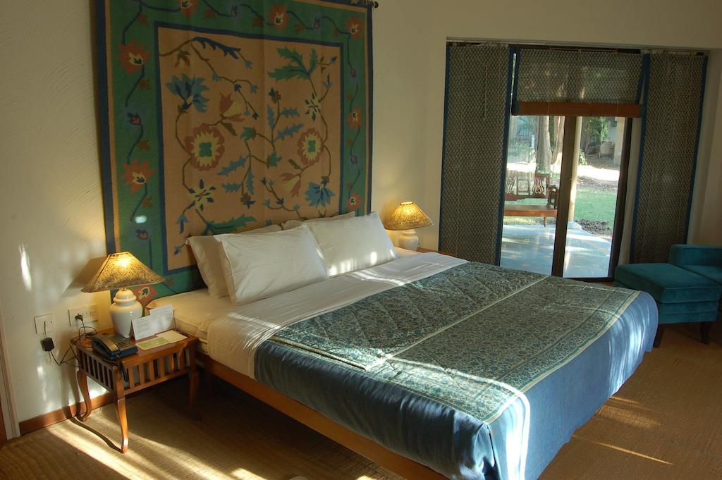 The Meadows Resort And Spa Aurangabad  Room photo